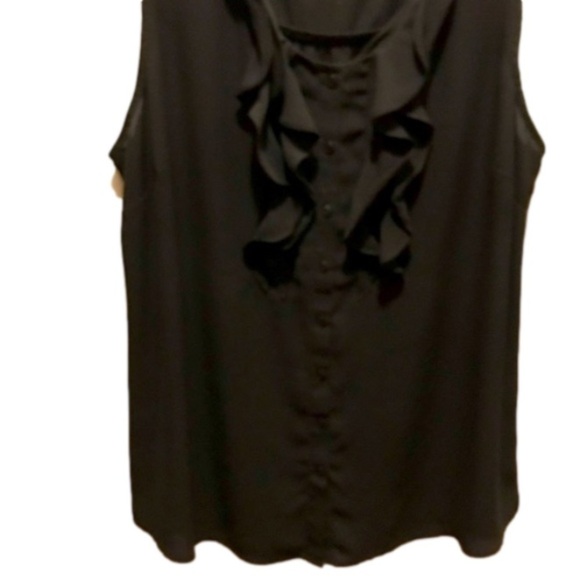NWT Sleeveless Ruffled Button Up Scoop Neck Blouse - Picture 3 of 5